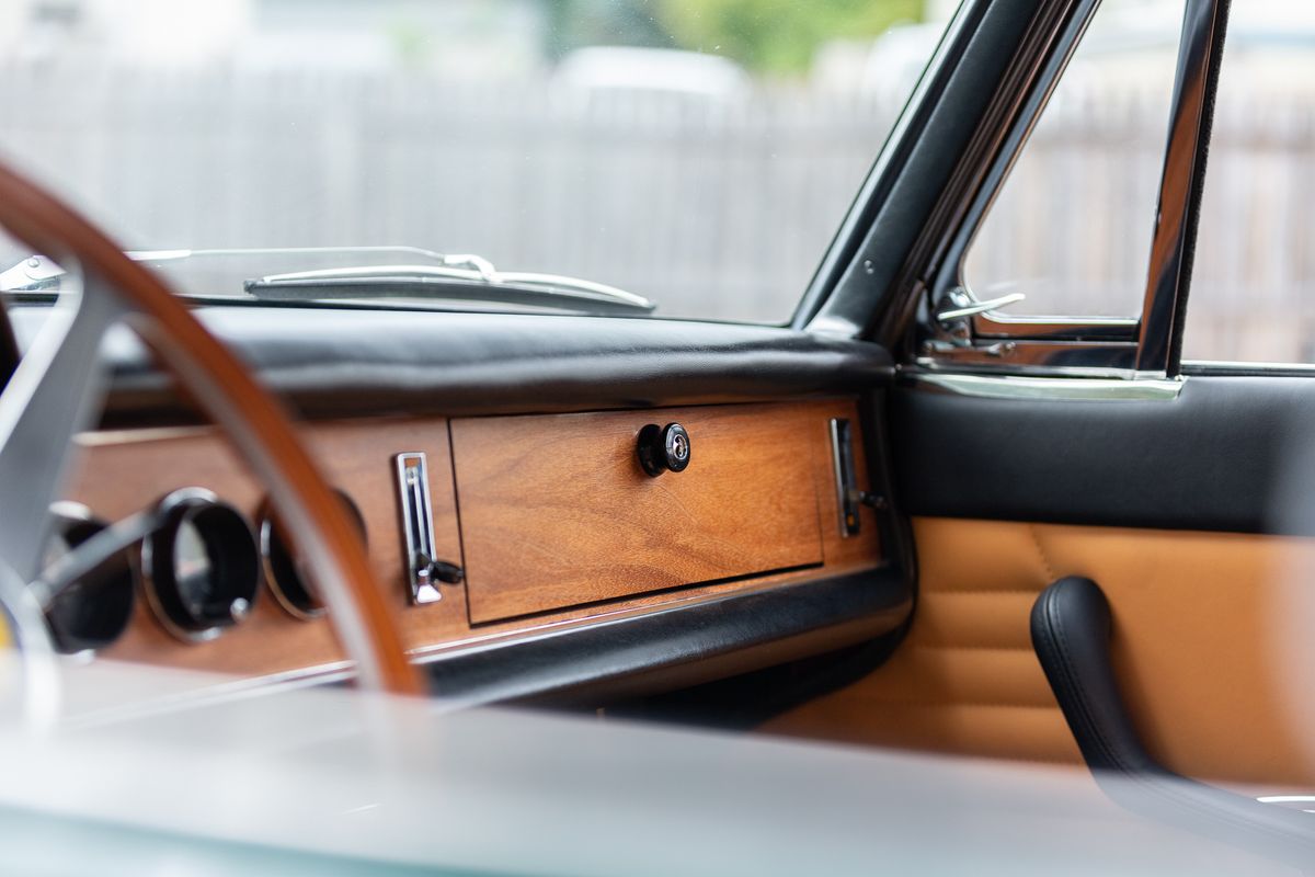1967 Ferrari 330 GTS
