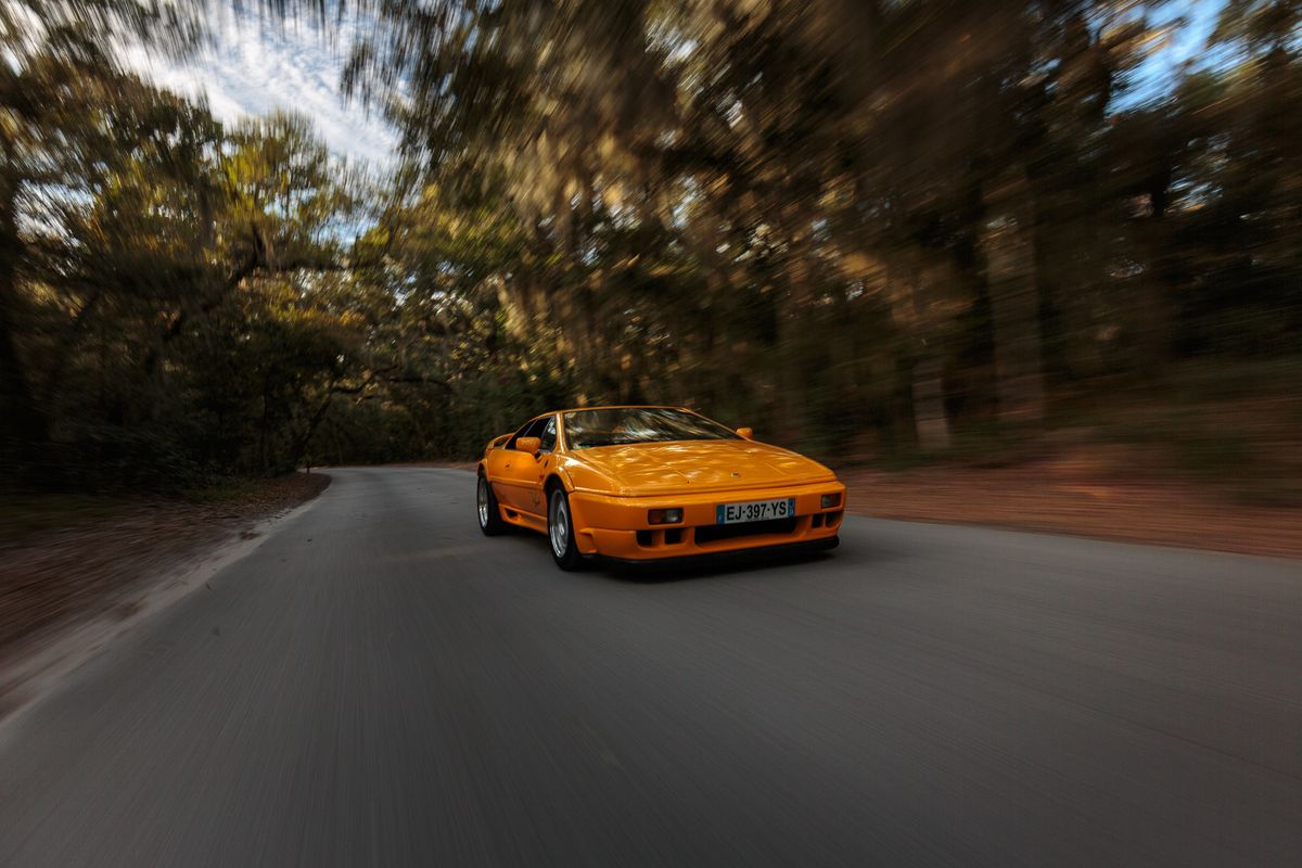 1994 Lotus Esprit Sport 300