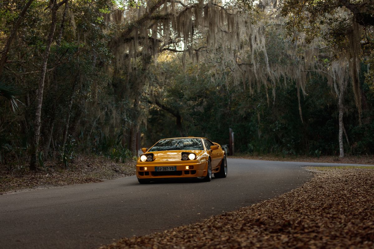 1994 Lotus Esprit Sport 300