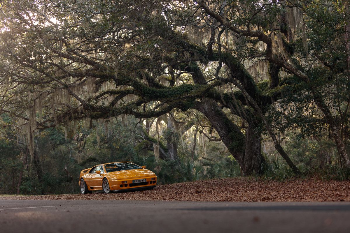 1994 Lotus Esprit Sport 300