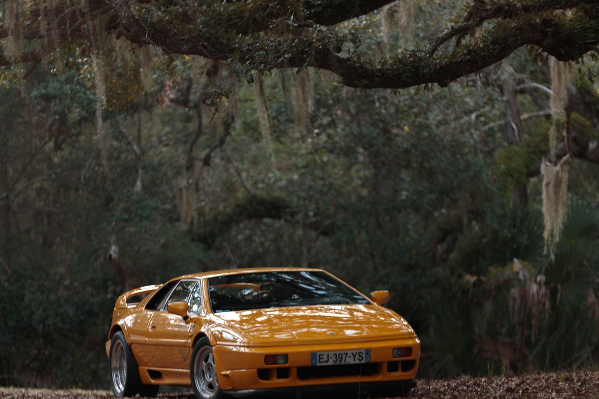 1994 Lotus Esprit Sport 300