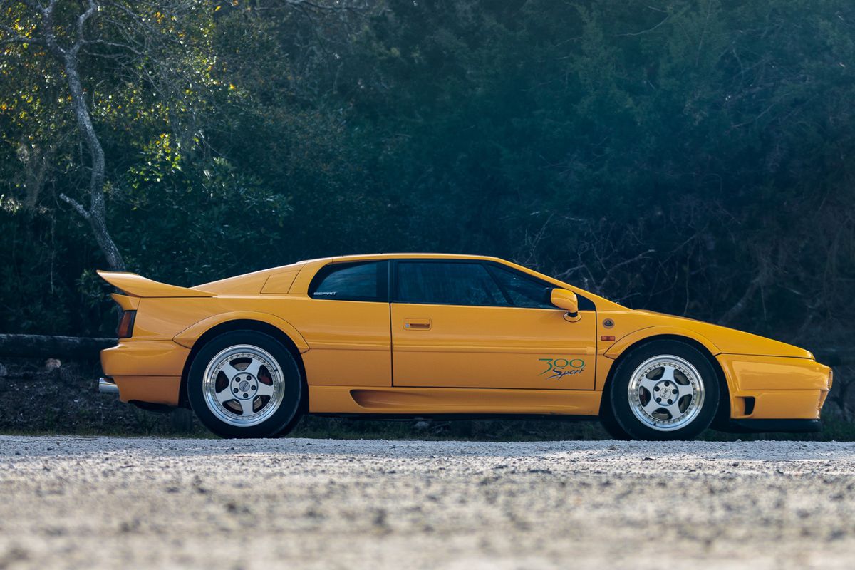 1994 Lotus Esprit Sport 300