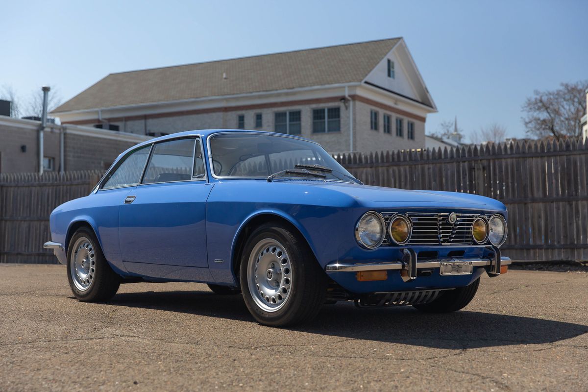 1974 Alfa Romeo GTV