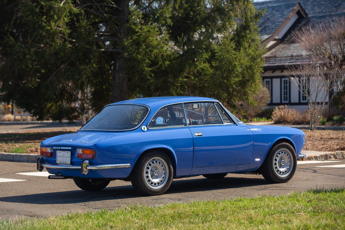 1974 Alfa Romeo GTV