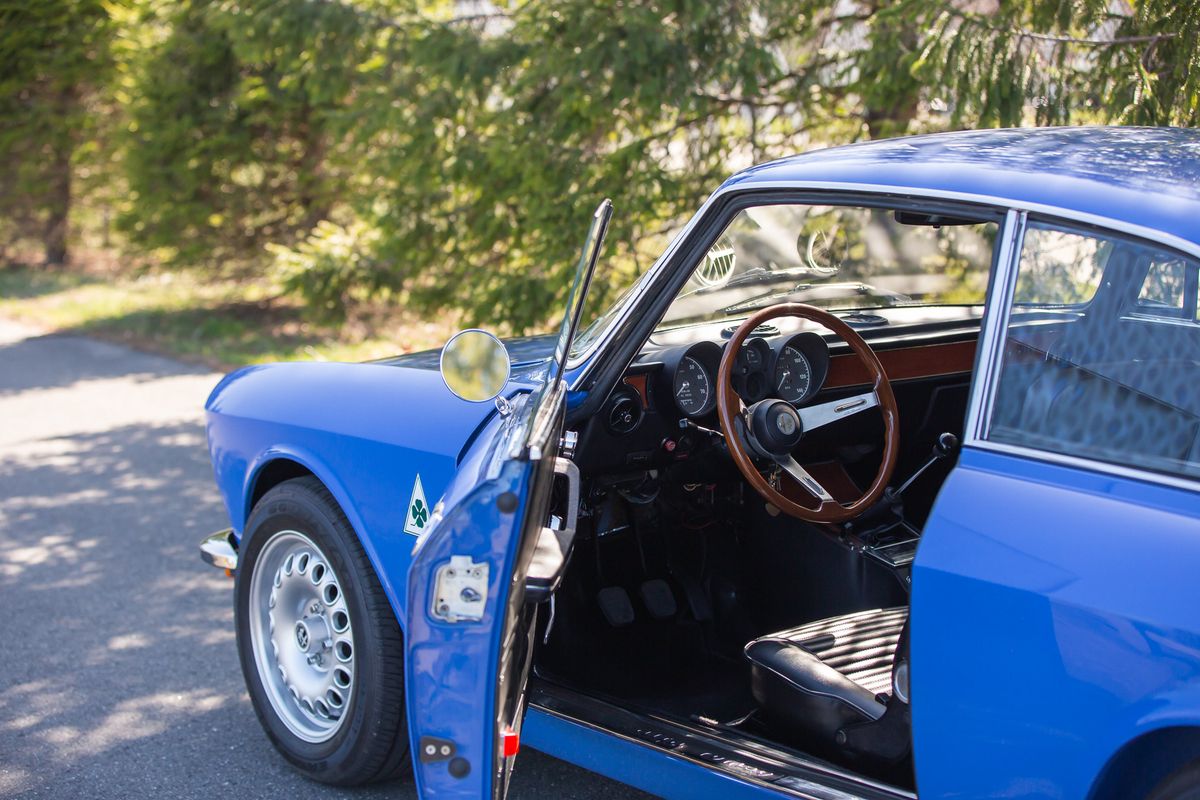 1974 Alfa Romeo GTV