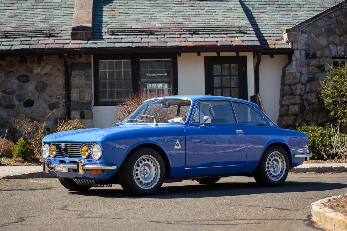 1974 Alfa Romeo GTV