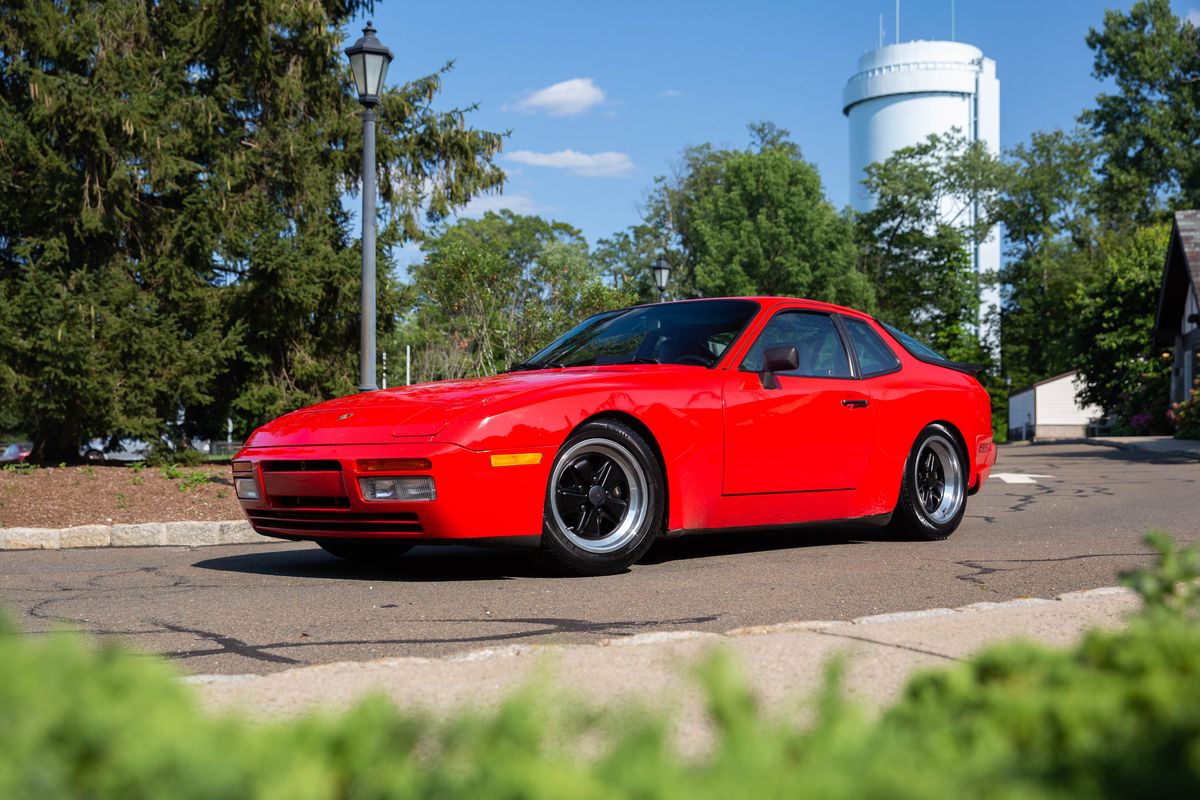 1986 Porsche 944 Turbo Cup