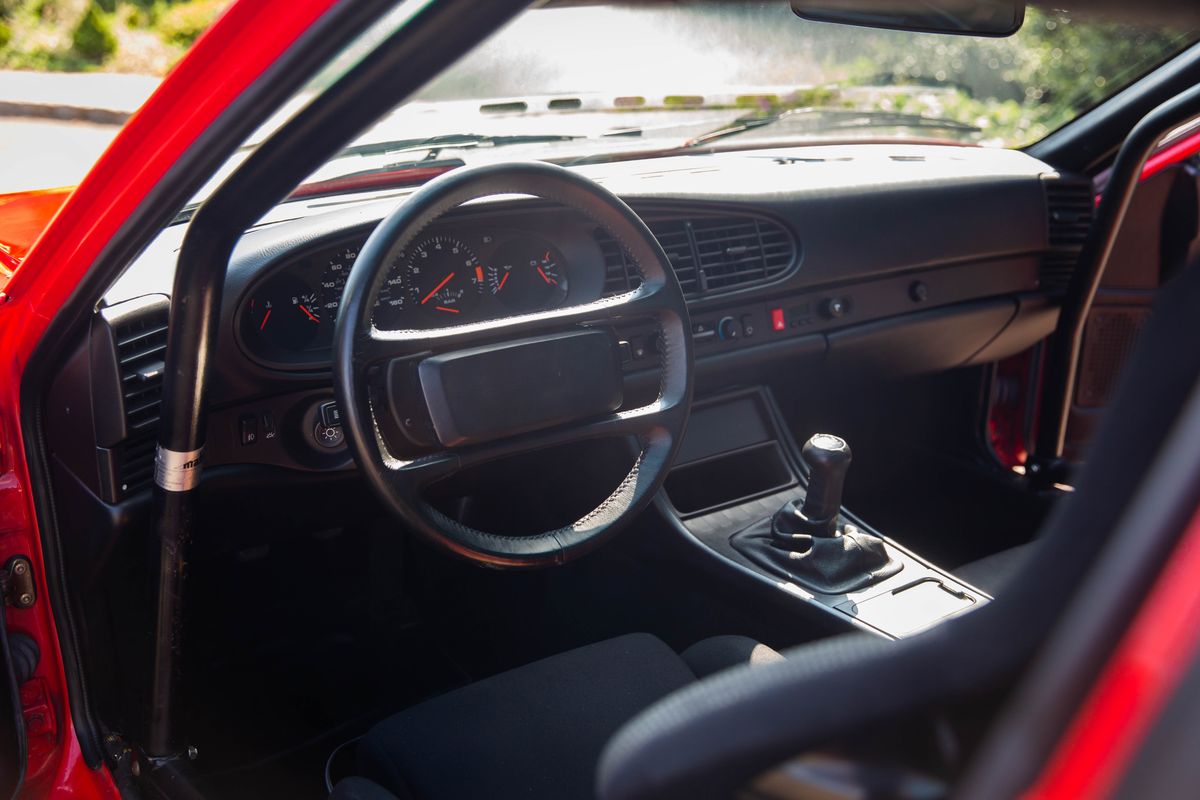 1986 Porsche 944 Turbo Cup