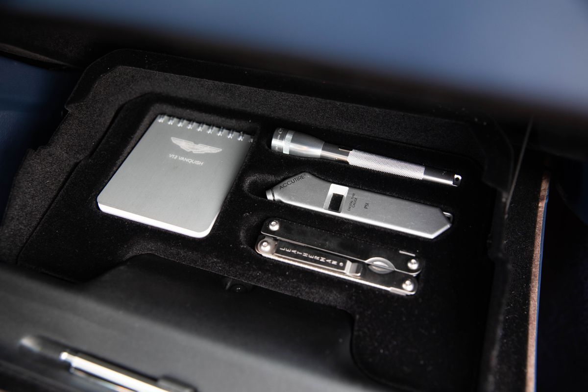 2002 Aston Martin V12 Vanquish 6-Speed Manual
