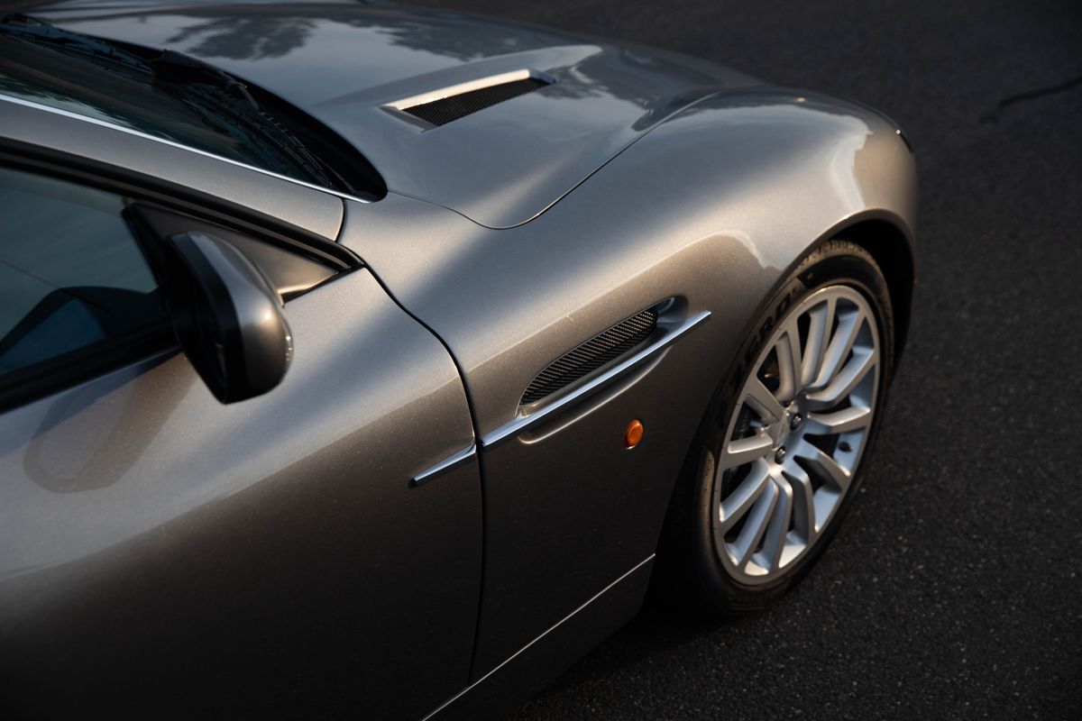 2002 Aston Martin V12 Vanquish 6-Speed Manual