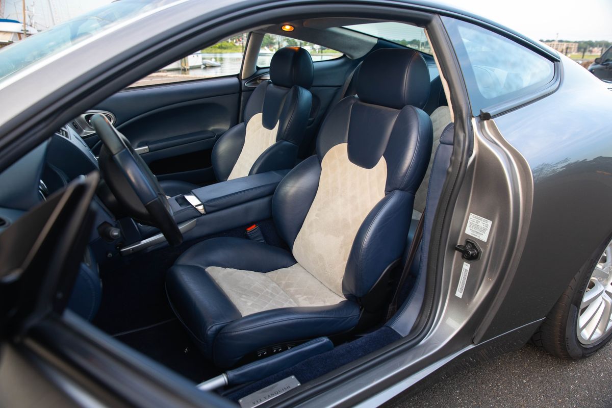 2002 Aston Martin V12 Vanquish 6-Speed Manual
