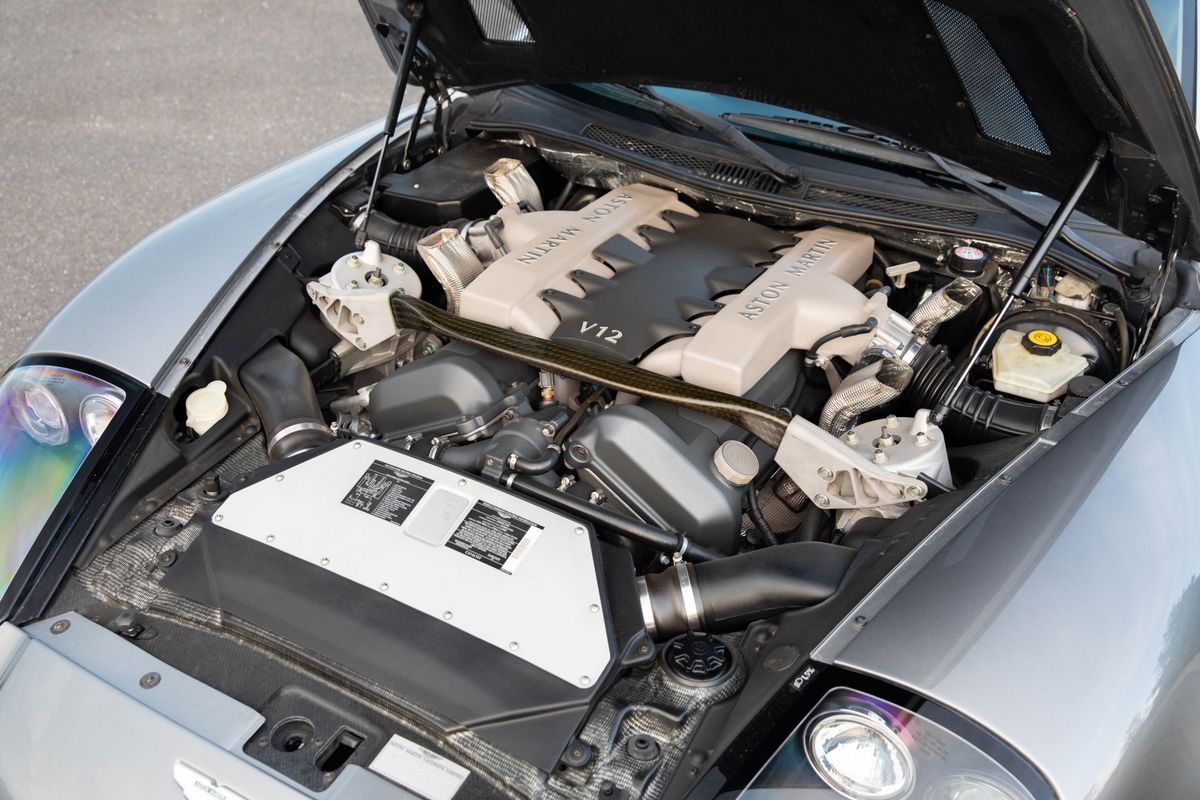 2002 Aston Martin V12 Vanquish 6-Speed Manual