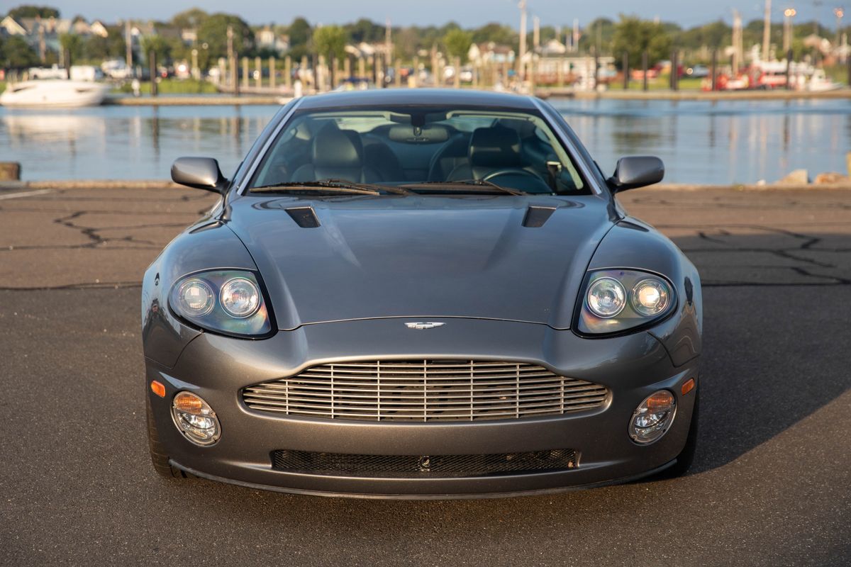 2002 Aston Martin V12 Vanquish 6-Speed Manual
