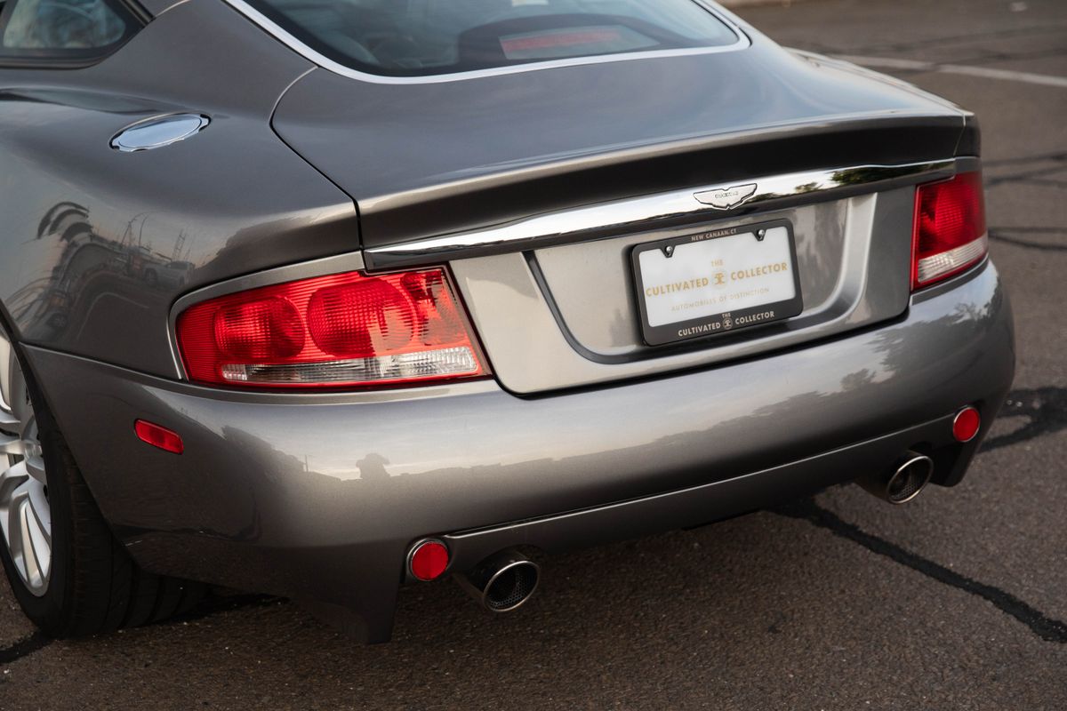 2002 Aston Martin V12 Vanquish 6-Speed Manual