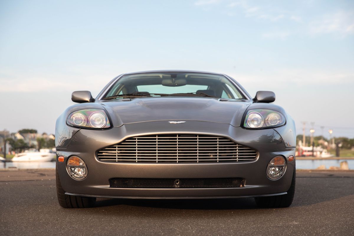 2002 Aston Martin V12 Vanquish 6-Speed Manual