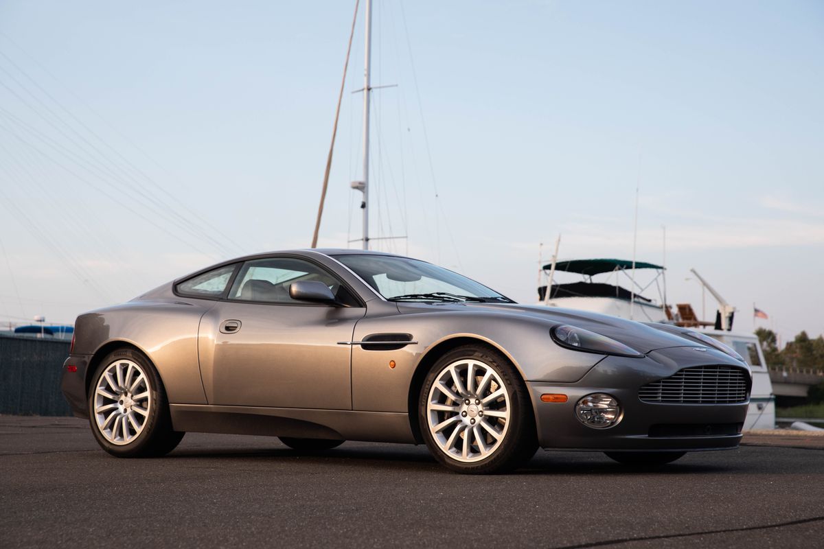 2002 Aston Martin V12 Vanquish 6-Speed Manual