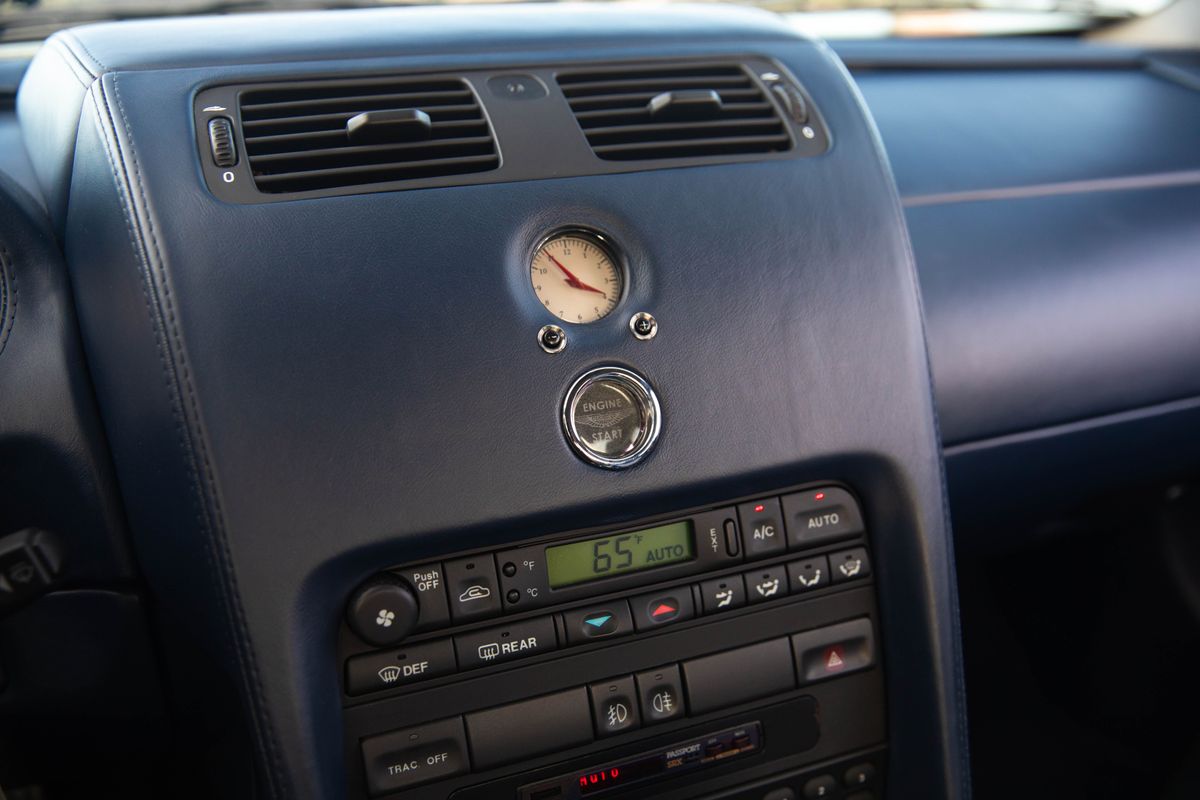 2002 Aston Martin V12 Vanquish 6-Speed Manual