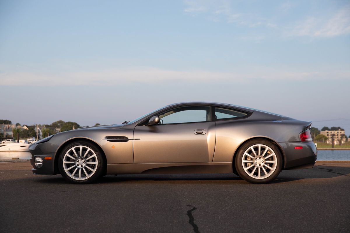 2002 Aston Martin V12 Vanquish 6-Speed Manual