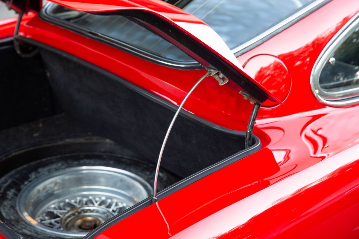 1967 Lamborghini 400GT 2+2