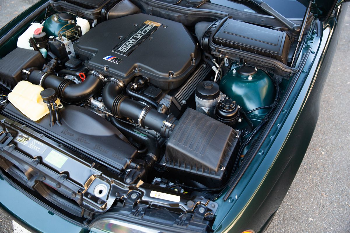 2000 BMW M5