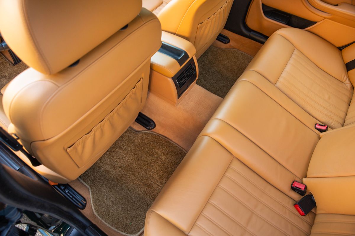 2000 BMW M5