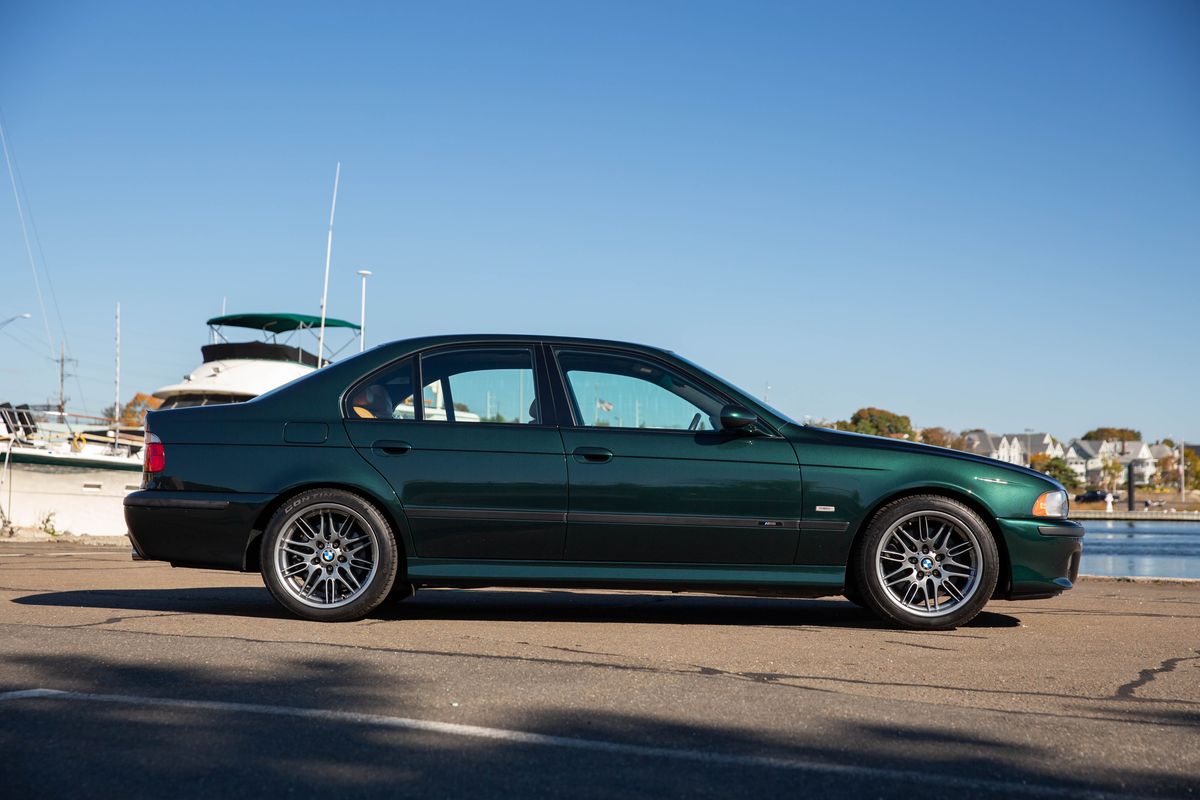2000 BMW M5