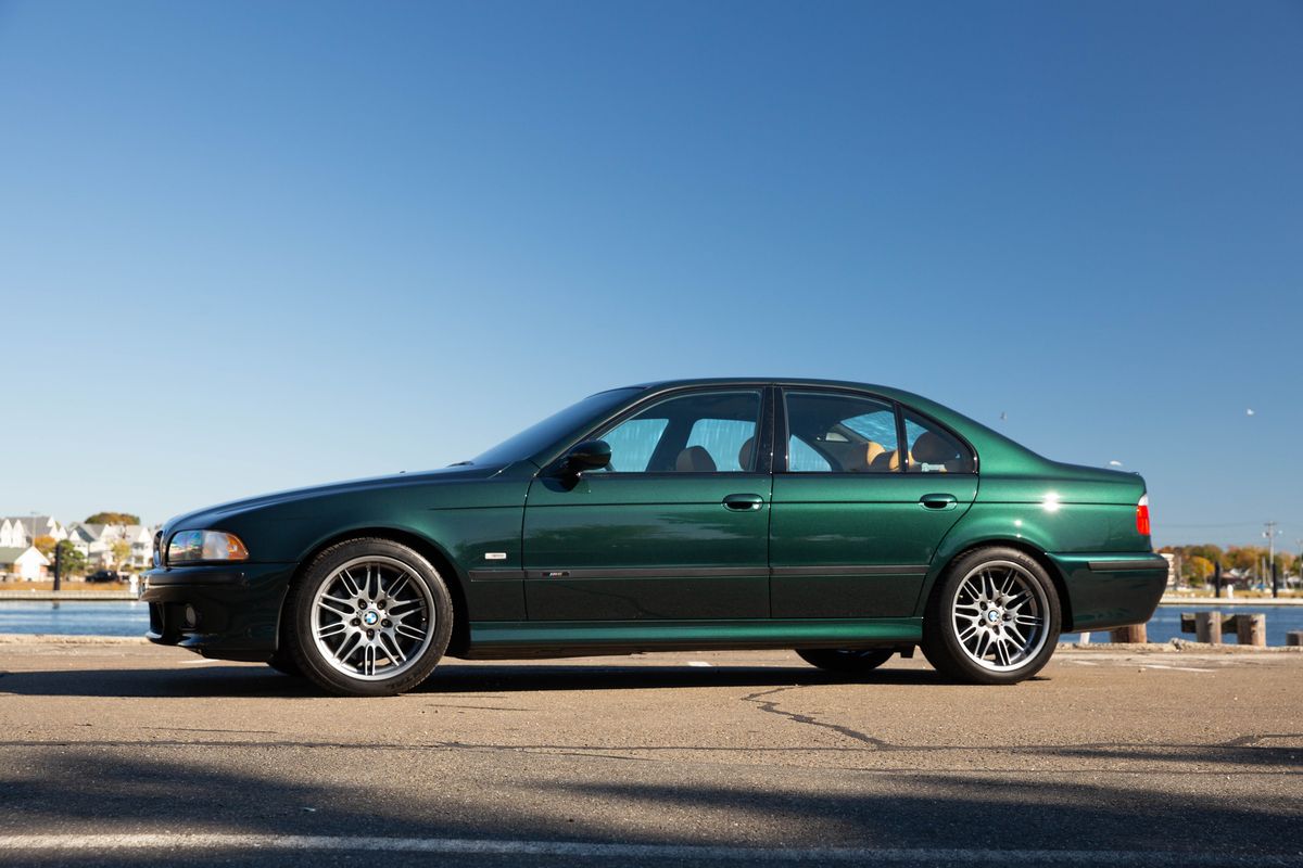 2000 BMW M5