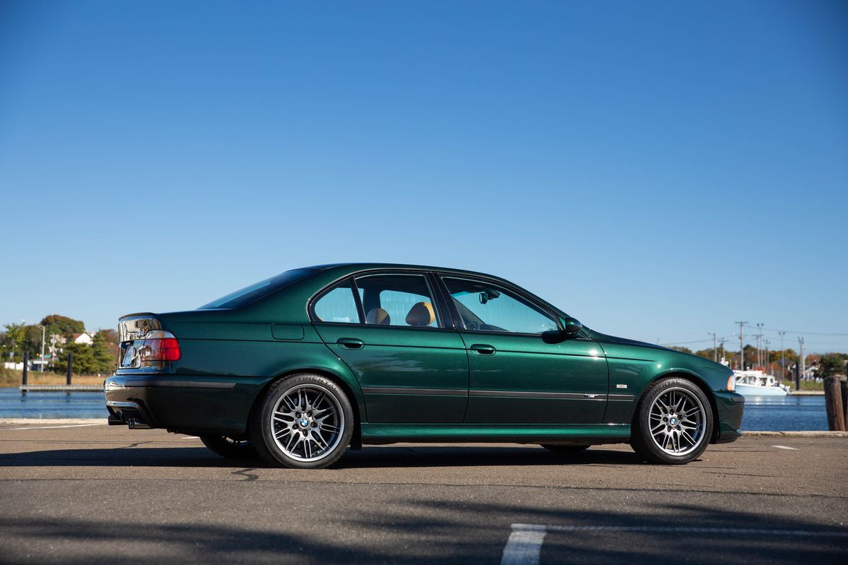 2000 BMW M5