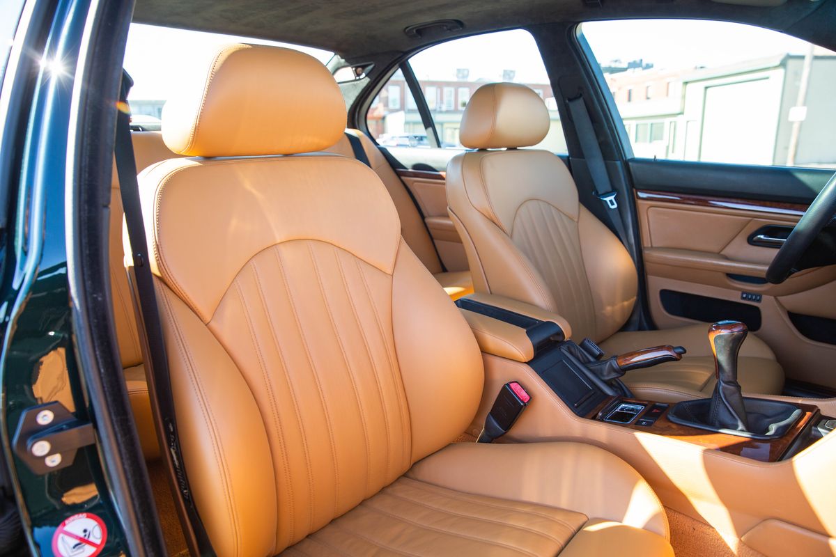 2000 BMW M5