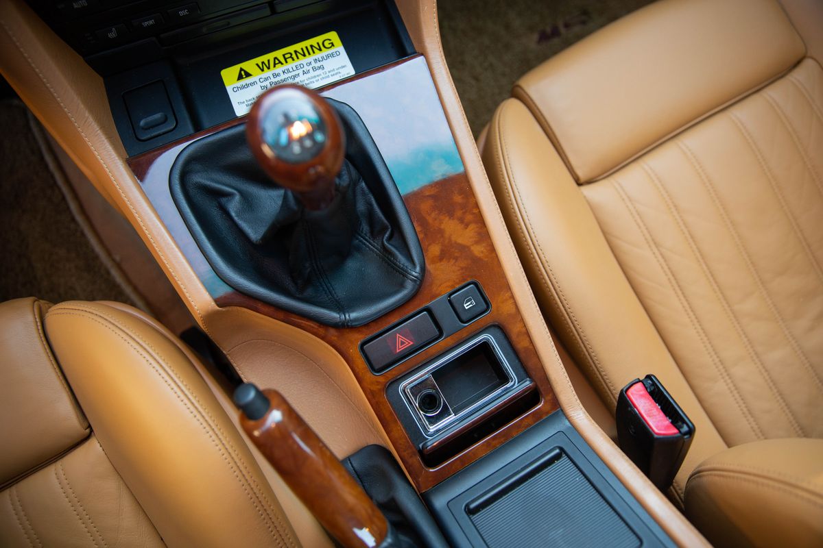 2000 BMW M5