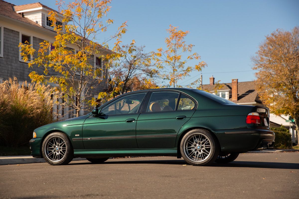 2000 BMW M5
