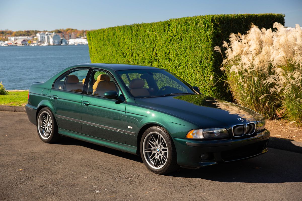 2000 BMW M5