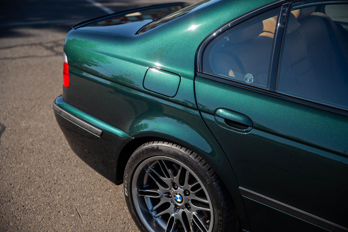 2000 BMW M5