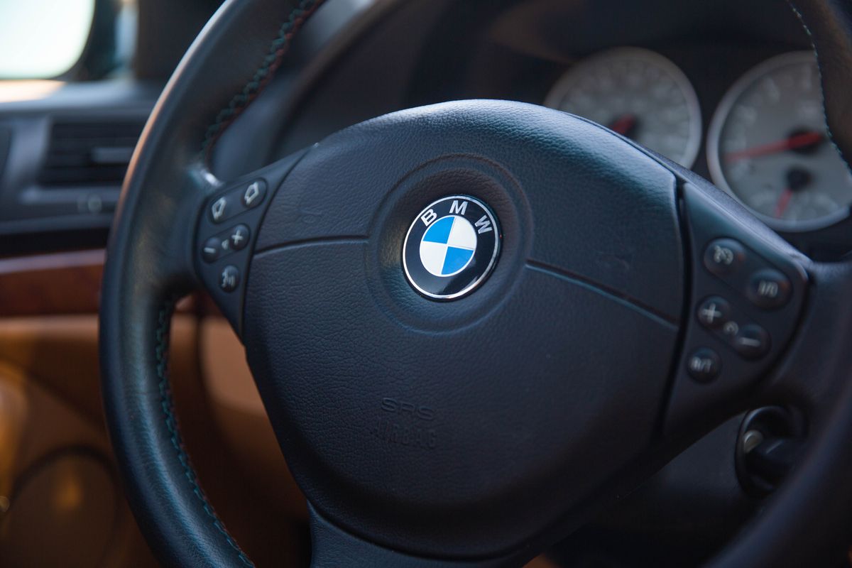 2000 BMW M5
