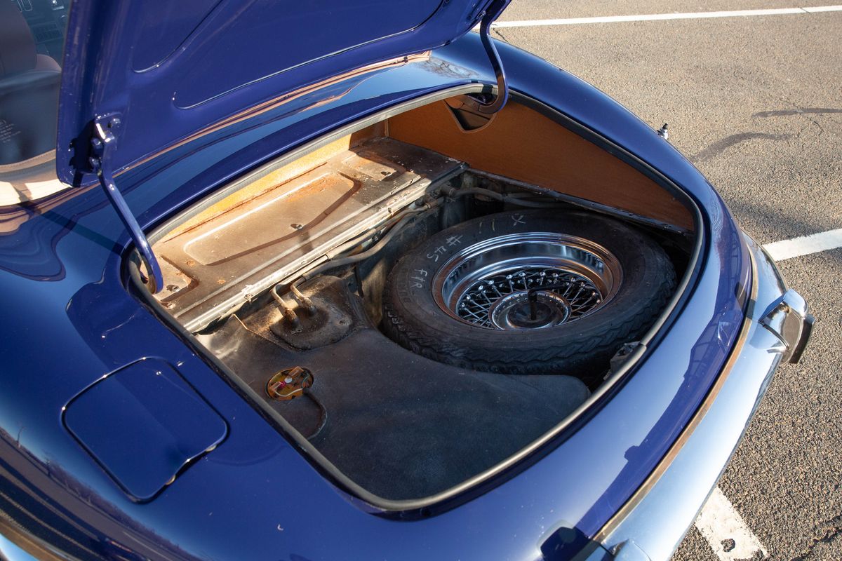 1973 Jaguar XKE V-12 Roadster
