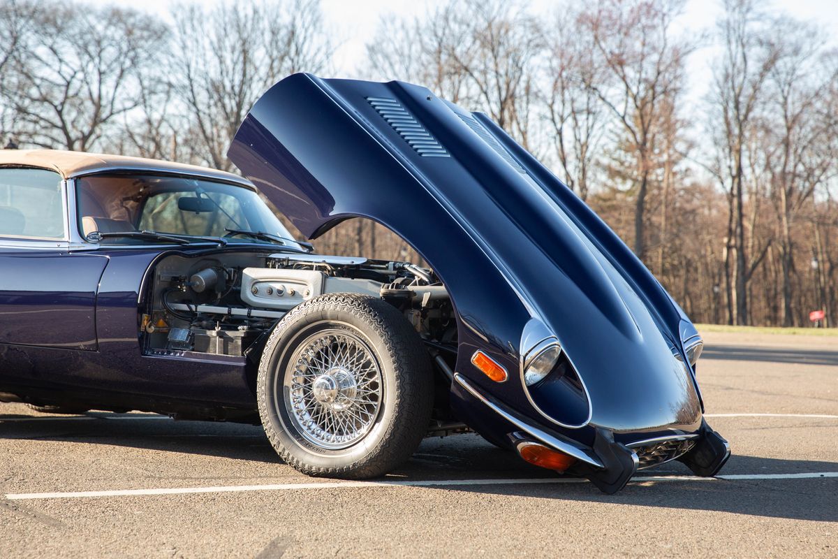 1973 Jaguar XKE V-12 Roadster