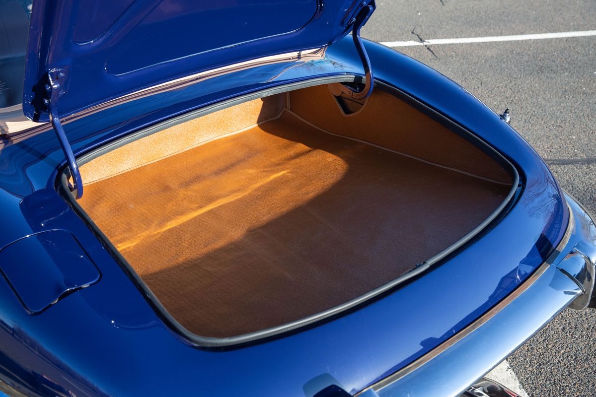1973 Jaguar XKE V-12 Roadster