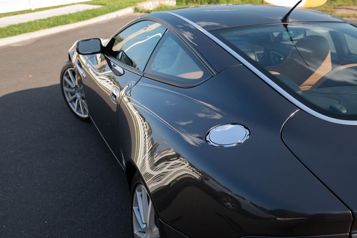 2006 Aston Martin V12 Vanquish S 6-Speed Manual