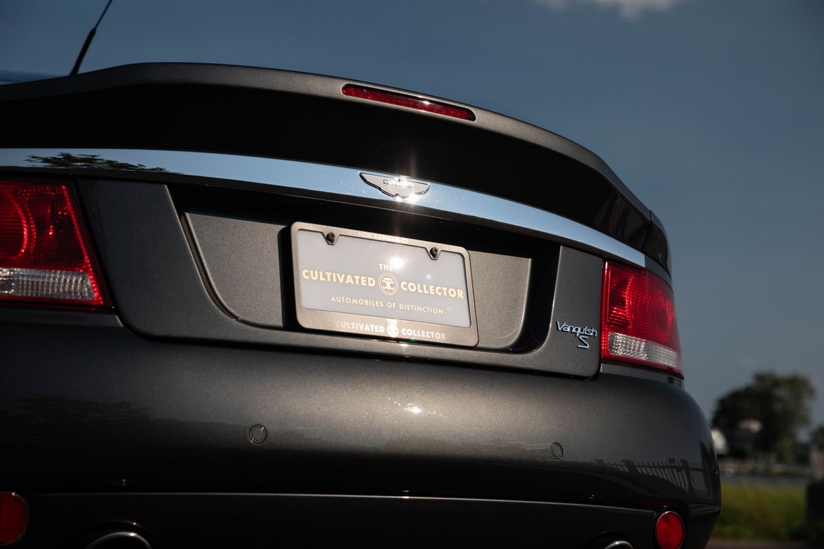 2006 Aston Martin V12 Vanquish S 6-Speed Manual