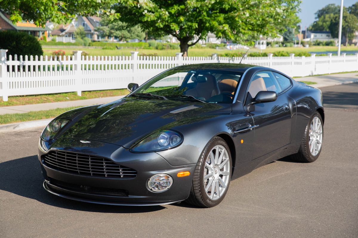 2006 Aston Martin V12 Vanquish S 6-Speed Manual