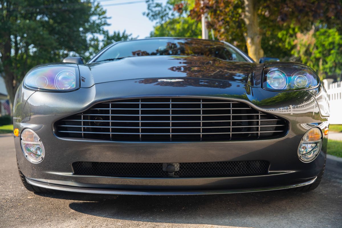 2006 Aston Martin V12 Vanquish S 6-Speed Manual