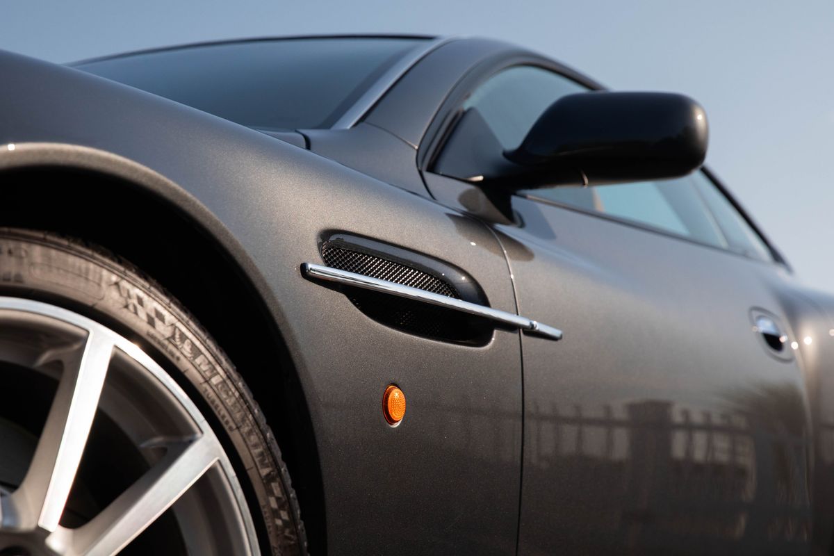 2006 Aston Martin V12 Vanquish S 6-Speed Manual