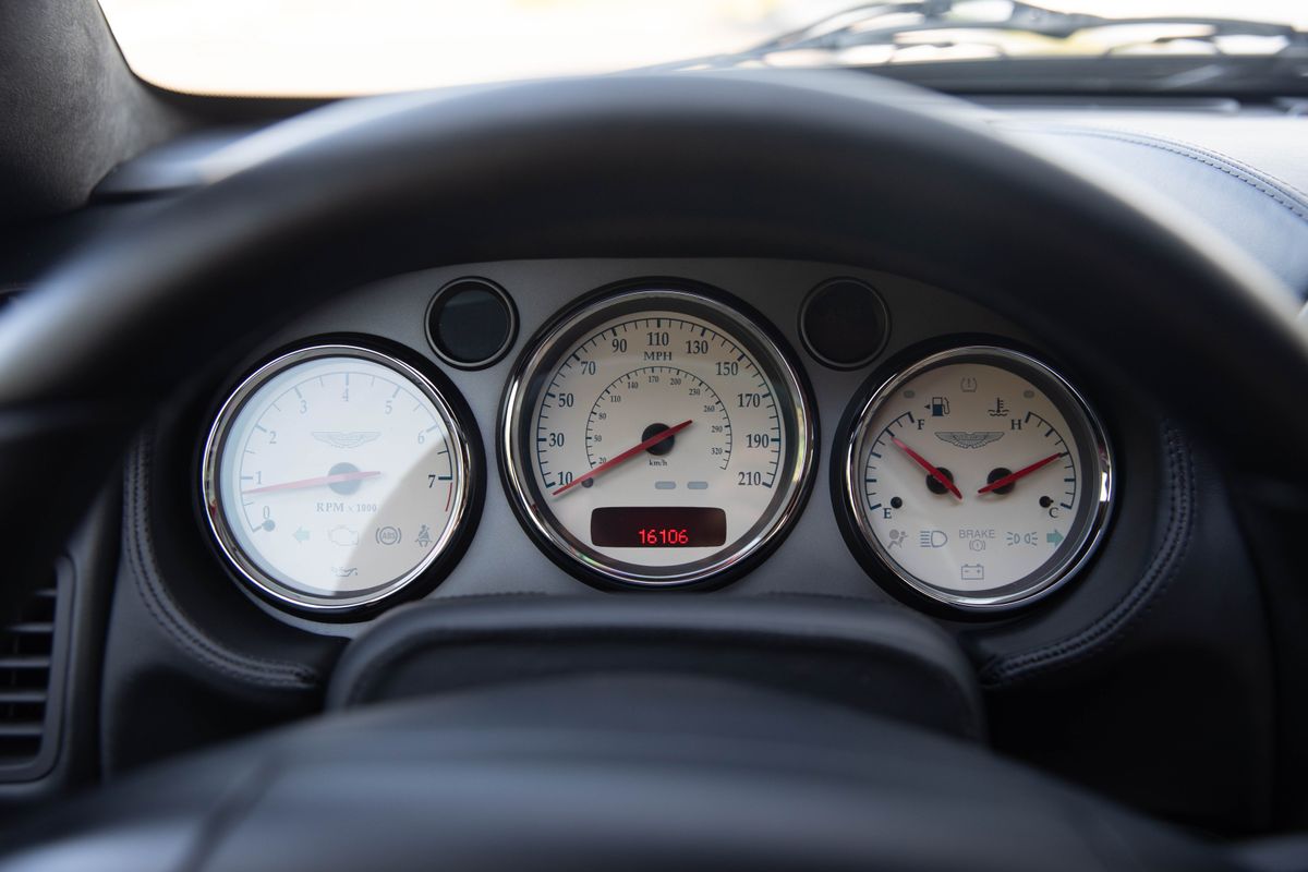 2006 Aston Martin V12 Vanquish S 6-Speed Manual