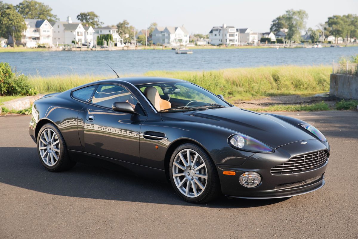 2006 Aston Martin V12 Vanquish S 6-Speed Manual