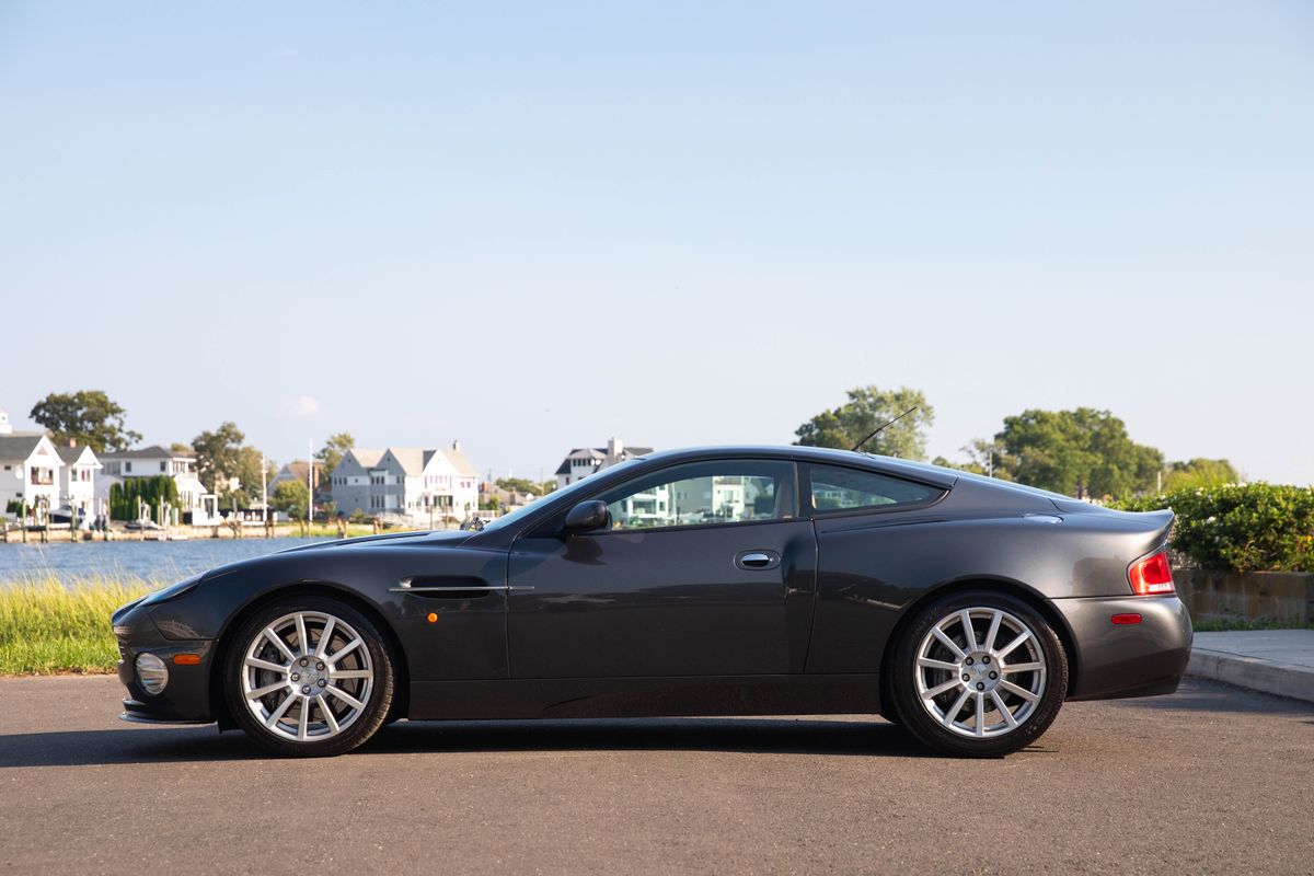 2006 Aston Martin V12 Vanquish S 6-Speed Manual