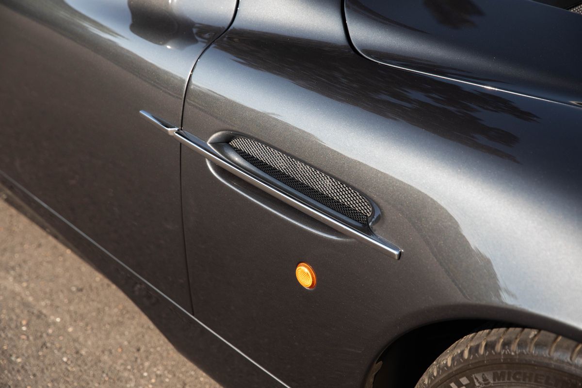 2006 Aston Martin V12 Vanquish S 6-Speed Manual