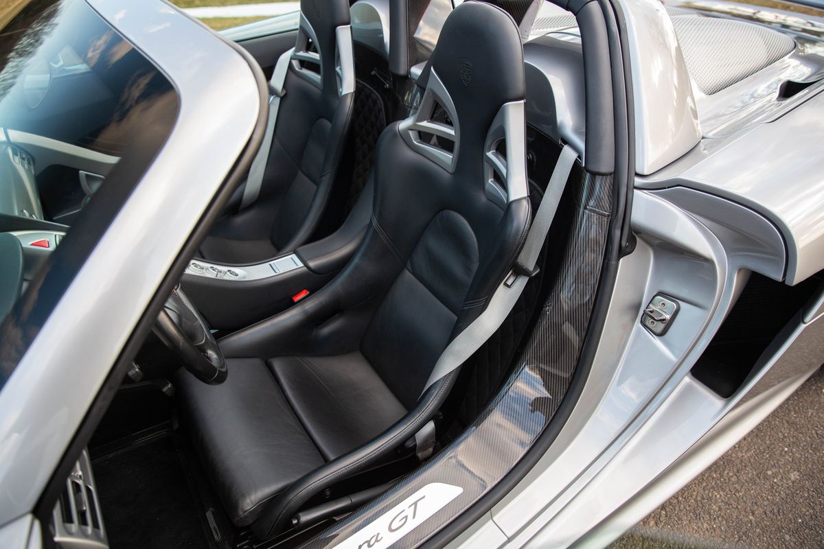 2005 Porsche Carrera GT