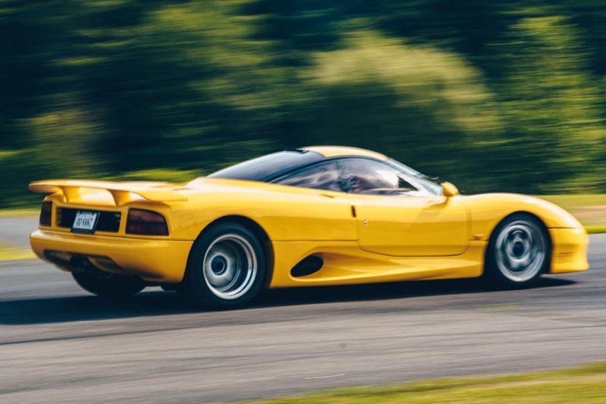 1991 Jaguar XJR-15
