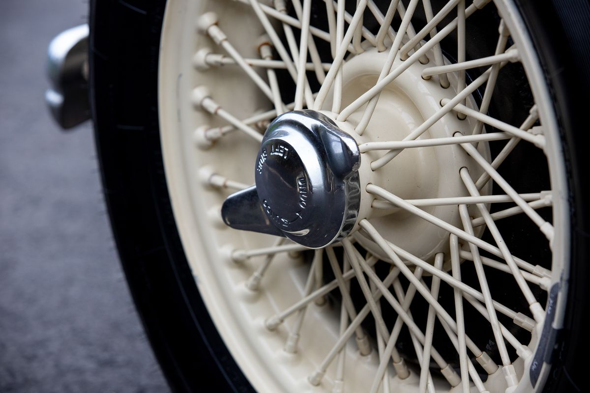 1956 Austin-Healey 100M BN2 "Le Mans"