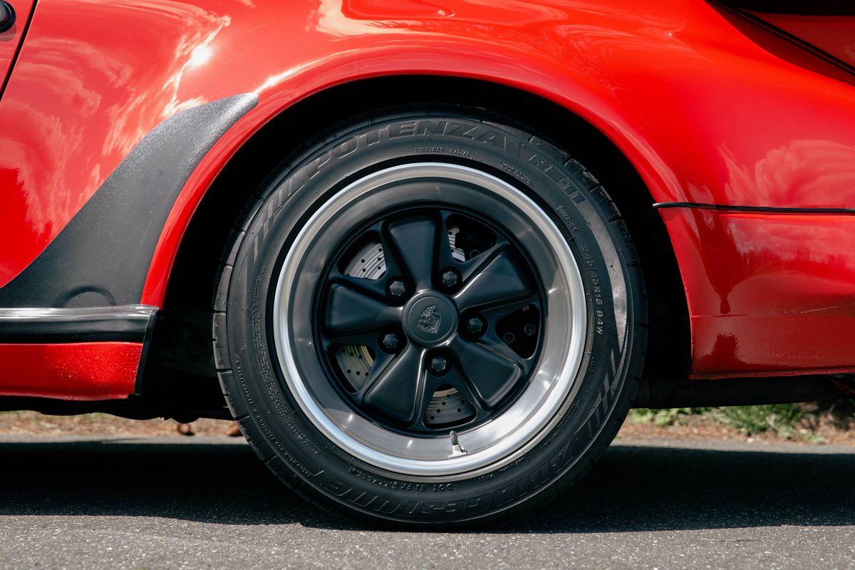 1987 Porsche 911 Turbo